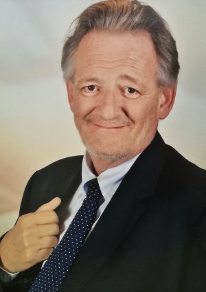 Portrait Dr. Hansjörg Türscherl